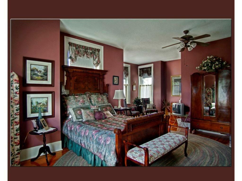 Hawthorn Bed And Breakfast Independence Exterior photo